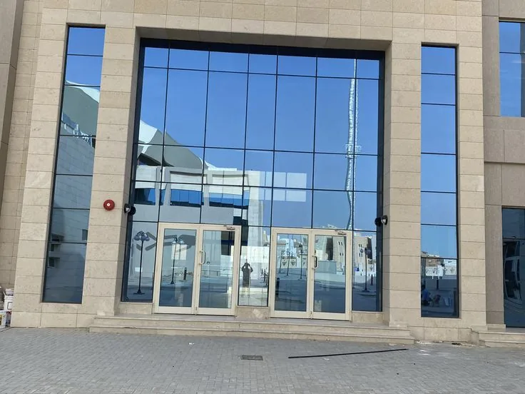 أعمال قطاعات الألمنيوم المعماري والواجهات بالرياض